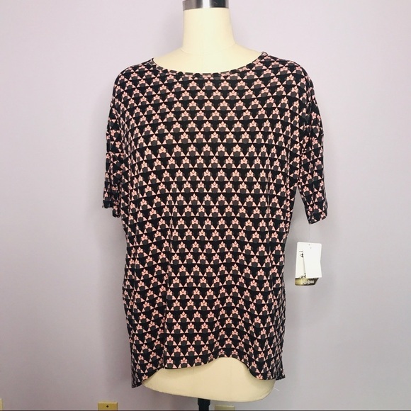LuLaRoe Disney Hidden Minnie Pyramid Irma Top- Small- NWT - Picture 1 of 6